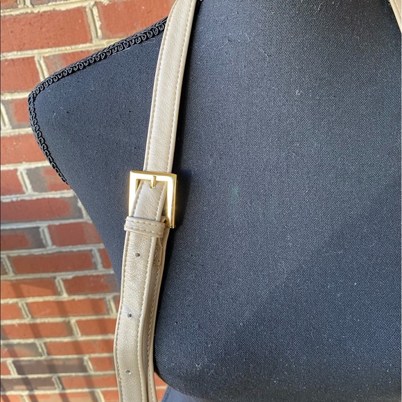 Drawstring purse - Picture 4 of 5